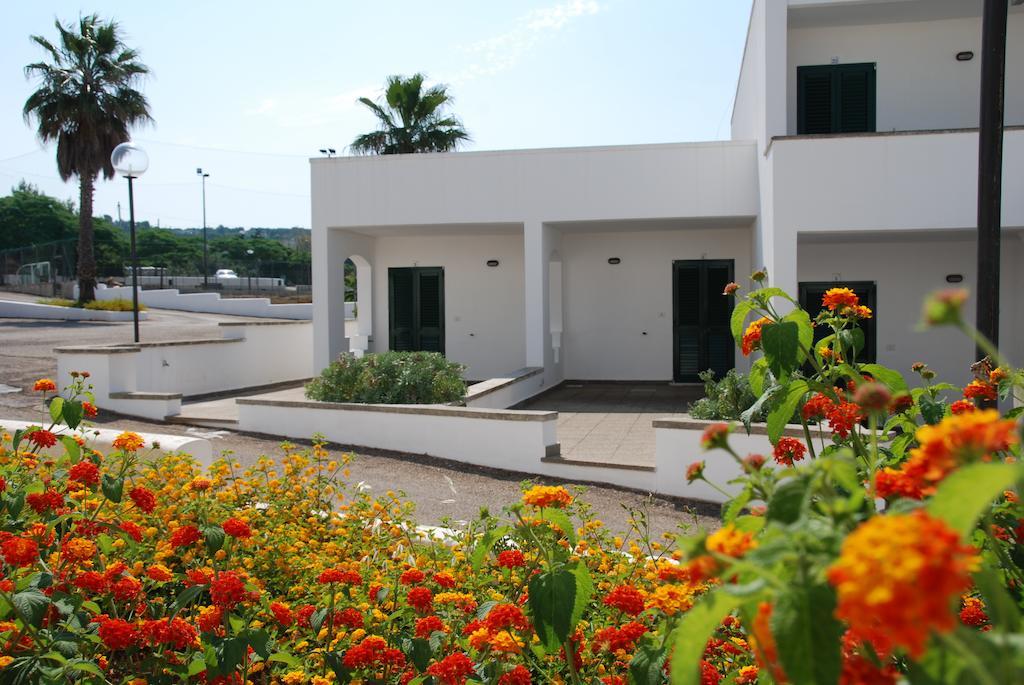 Hotel Residence Miramare Torre Vado Exterior photo